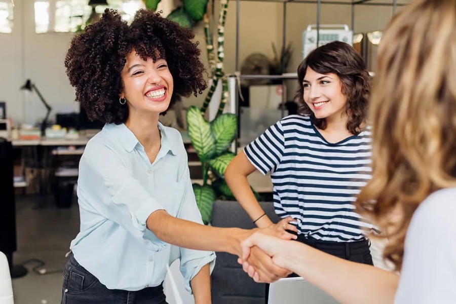 6 Marketing Strategy Mistakes That Could Compromise Customer Trust (And How to Prevent) blog image