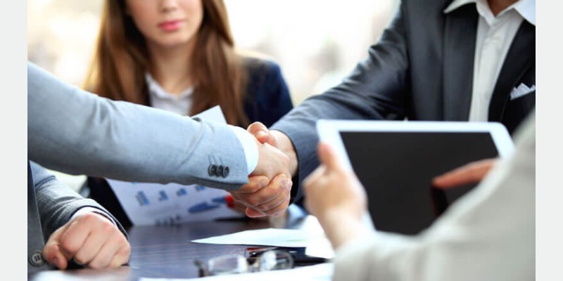 How the Right Recruiter Can Shape Your Legal Career blog image